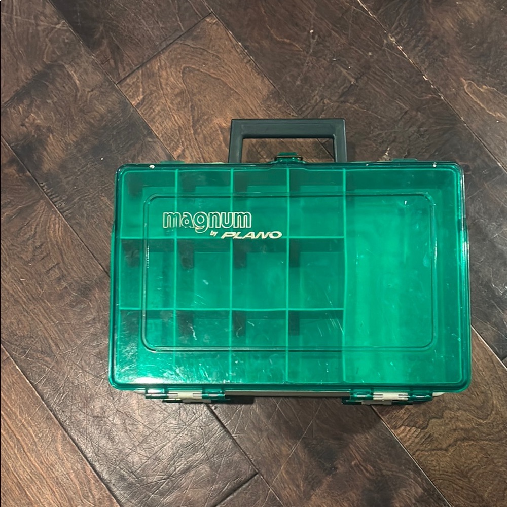 Plano Magnum Tackle Box